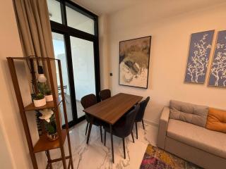 Peaceful Stay in the Heart of Abu Dhabi - 8