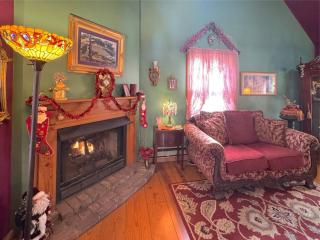 Blue Crystal Hideaway BnB - 4