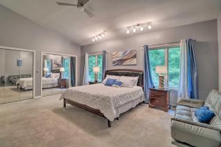 Pet-Friendly Dover Retreat with Yard and Pool Table - 7