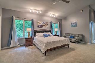 Pet-Friendly Dover Retreat with Yard and Pool Table - 1