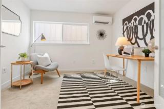 Ballard 5 bedroom Family Vacation Home - 3