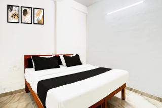 Collection O Ak Hotels -  - 3