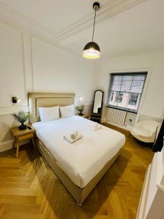 RoyalPark Apartments - London - 0