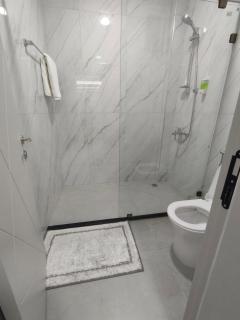 Luxurious Oceanfront Stays Nyali with Pool & AC - 7