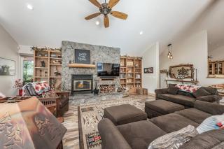 Multi-Family Villa-private spa waterfall - 5