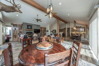 Multi-Family Villa-private spa waterfall - 2