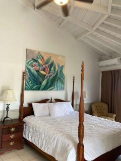 Suite 8 King Deluxe Plus - 2