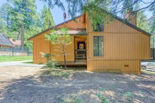 Little Ski Lodge-Across from Spa & Sauna - 1