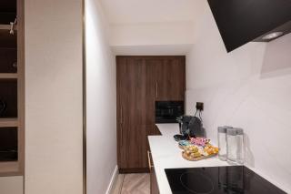 Charles of Mayfair Basement Studio By Estatesmen - 1