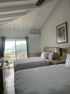 Suite 10 Queen Deluxe Double - 9