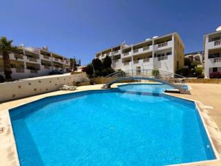 Emily's Sun Escape - 2