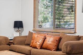 Smoke Tree-Newly Updated Family Retreat - 1