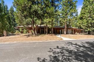 Single level Family cabin-Fenced in yard for pets & kids - 5