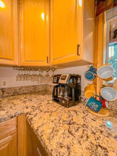 Bear Bottoms Family Cabin-Huge GAME ROOM - 2