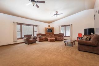 Indoor Pickleball • Fire Pits • 40 Acres & Trails - 6