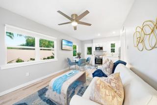 Siesta Key, Heated Pool, Dock on Lagoon, Turtle Beach 1 mile and Crescent Beach 2 miles, 1bdr - 0