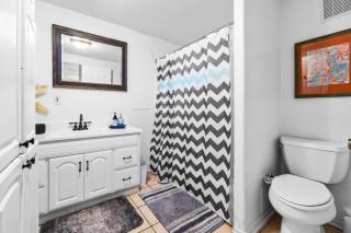 Netflix, Stocked Kitchenette, Beach Gear - 8