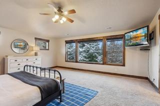 Private Swim Spa 15 Min to 3 Ski Resorts King Beds - 4