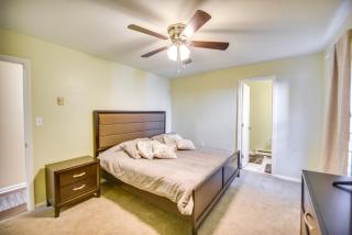 Explore and Relax! Norfolk Duplex Less Than 1 Mi to Beach - 1