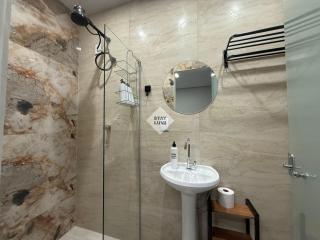 Suíte Completa e Impecável no Lourdes - Suíte 2 - 6