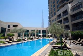 2BR Luxury Apartment in Downtown Opposite Mall and Fountain Entrance - 6