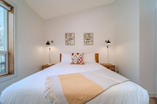 5 Mins to Banff - Cozy Townhome 2BR&2BATH - Banff Pass Included - 3