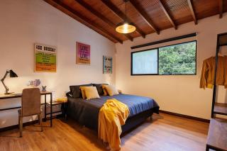 El Poblado Medellin Luxury 5BR Jacuzzi AC - 1