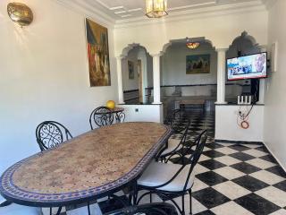 City Center Apt With a Stunning Beach View & WiFi - El Jadida - 9