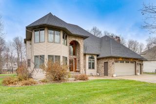 Rare Gem on a Ravine, Family Home in North Mankato - 0
