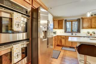 Rare Gem on a Ravine, Family Home in North Mankato - 1