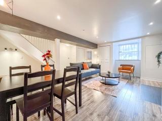 Elegant 1BR Suite - Washer & Dryer - Prime Location - 3