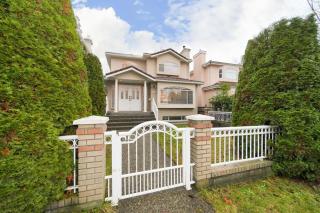 Home Base Van West 5 Bedrooms - 5