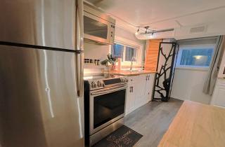 Brookside Falls Guesthouse - 6