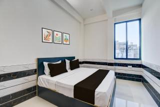 Hotel O by OYO Royal palace FAGI mod bus stand chaksu tonk road - 9