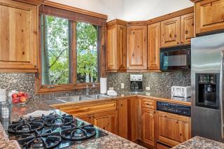 E1 Village Townhouse - 2