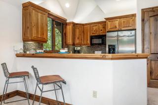 E1 Village Townhouse - Edwards - 1