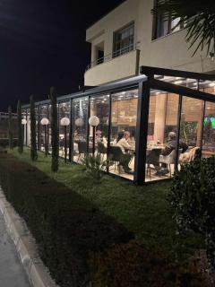 Мотел КОМПЛЕКС GRILL and CHILL - 1