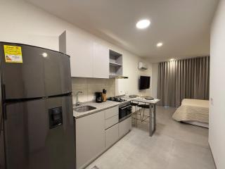 Peaceful Apt at Santa Marina building - 9