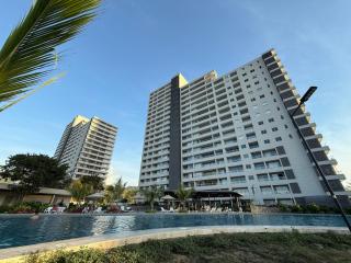 Peaceful Apt at Santa Marina building - 4