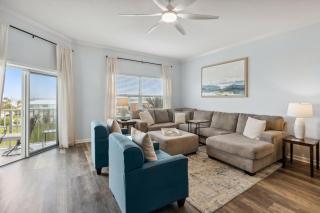 Ocean Park - Cozy 2BR with Pool, Hot Tub, and Beach Access - 0