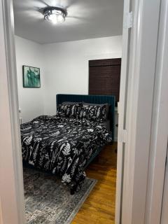 Staten Luxe, Modern Stay Close to NJ, NYC and Brooklyn! - 8