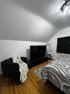 Staten Luxe, Modern Stay Close to NJ, NYC and Brooklyn! - 7