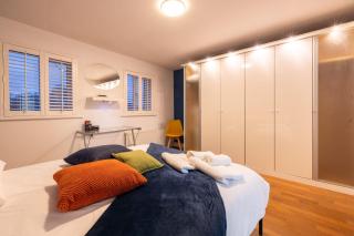 Modern 4-bed home Royal Wharf near Excel Canary Wharf London city airport The O2 -Free parking - 0