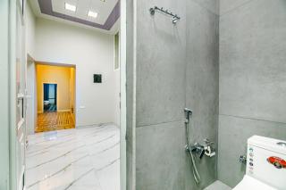 Baku 5 Bedroom Nizami Street - 4