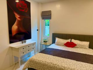 Beautiful villa between jungle - 1