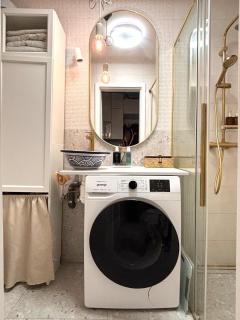 Cozy apartment with a terrace in the center of Prague - 5