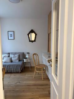 Cozy apartment with a terrace in the center of Prague - 3