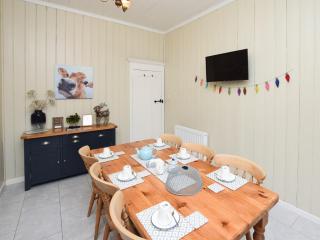 4 Bed in Llanfairtalhaiarn 88973 - 7