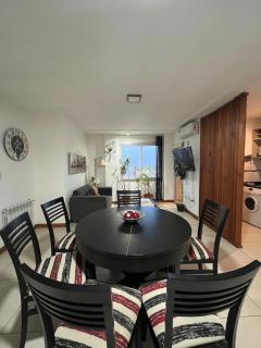 Lujoso y amplio departamento en alquiler - 7