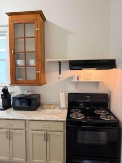 Modern Cajun Retreat Near Downtown - Lafayette - 1